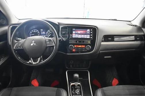2019 Mitsubishi Outlander SE