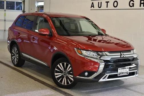2019 Mitsubishi Outlander SE