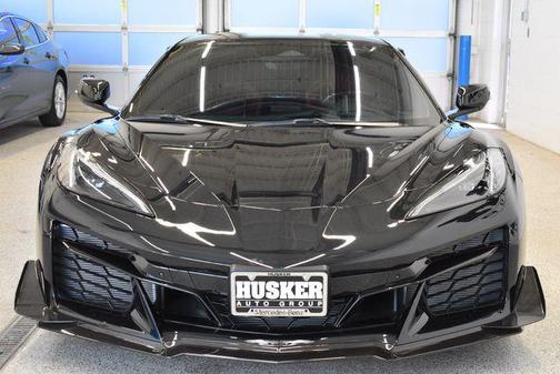 Carbon Flash Metallic 2024 Chevrolet Corvette Z06