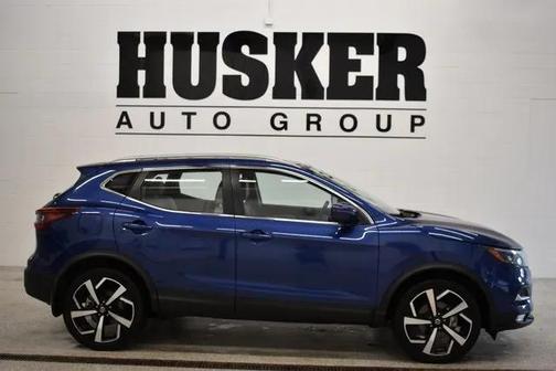 2022 Nissan Rogue Sport SL