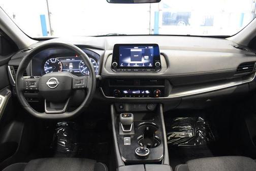White Pearl 2025 Nissan Rogue SV