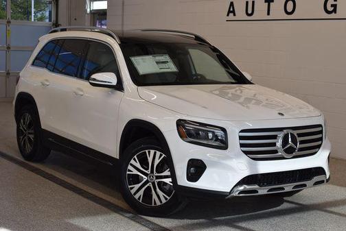 Polar White 2026 Mercedes-Benz GLB 250 4MATIC