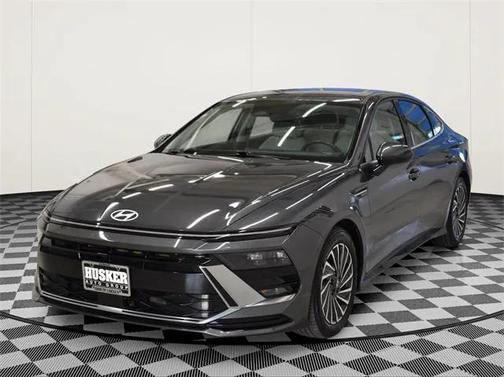 2025 Hyundai SONATA Hybrid SE
