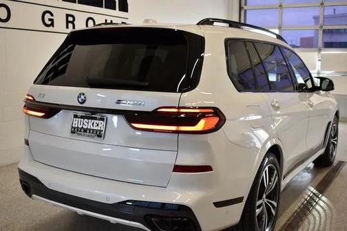 2026 BMW X7 M60i
