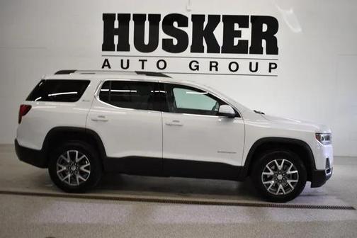 2023 GMC Acadia AWD SLT