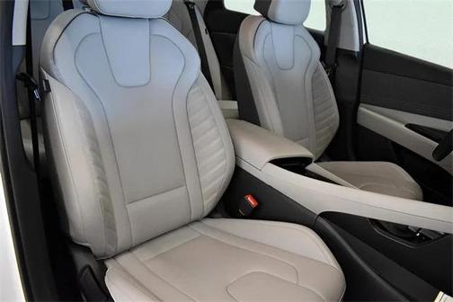 2025 Hyundai ELANTRA HEV Limited