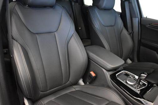Black Sapphire Metallic 2024 BMW X3 M40i
