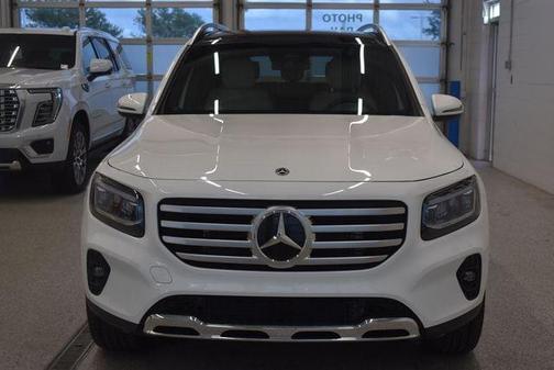 Polar White 2026 Mercedes-Benz GLB 250 4MATIC