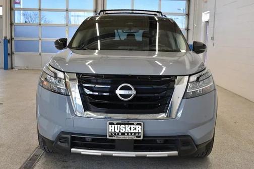 2024 Nissan Pathfinder Platinum 4WD