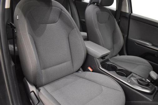 Interstellar Gray 2025 Kia K4 LXS