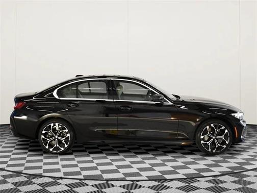 2026 BMW 330 i xDrive