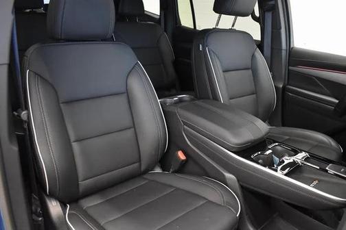 2025 Buick Enclave Preferred FWD