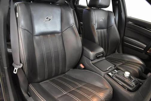 2022 Chrysler 300 S