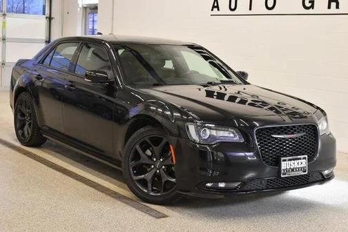 2022 Chrysler 300 S