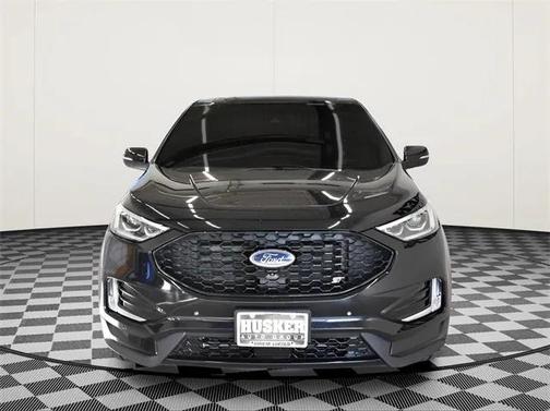 2021 Ford Edge ST