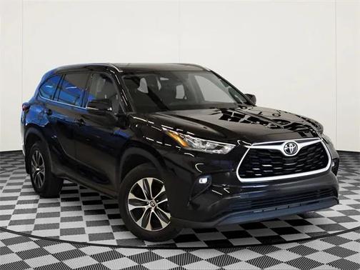 2020 Toyota Highlander XLE