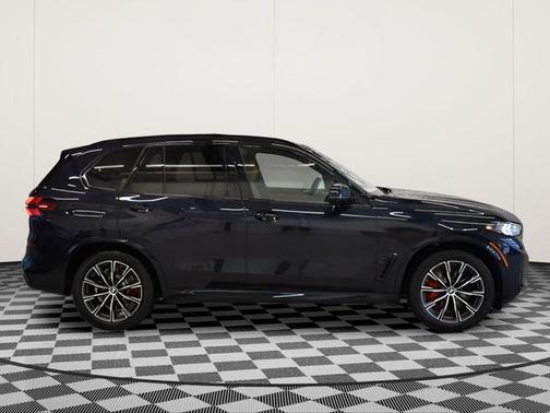 Carbon Black Metallic 2026 BMW X5 PHEV xDrive50e