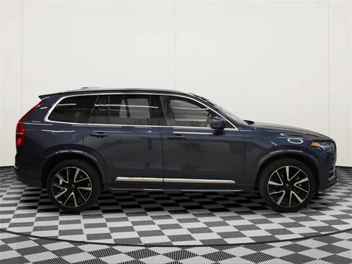 2024 Volvo XC90 B6 Plus Bright Theme 7-Seater