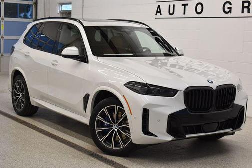 Mineral White Metallic 2026 BMW X5 xDrive40i