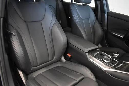 2021 BMW 330 xDrive