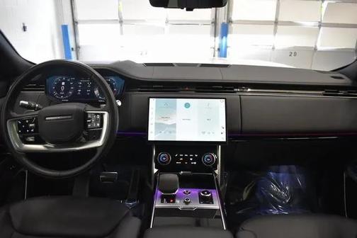 2022 Land Rover Range Rover P400 SE