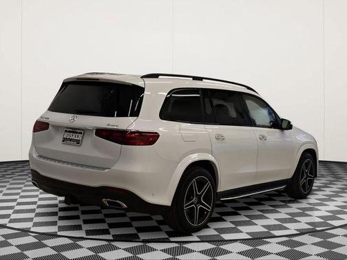 2026 Mercedes-Benz GLS 450 4MATIC