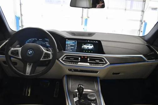 2022 BMW X5 PHEV xDrive45e