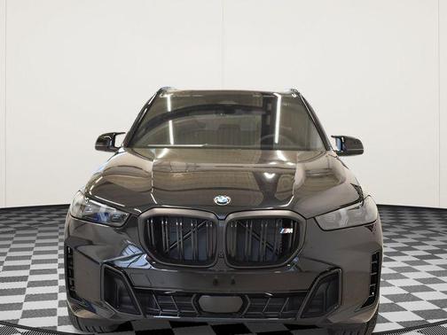 Black Sapphire Metallic 2026 BMW X5 M60i
