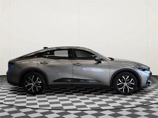 2025 Toyota Crown XLE