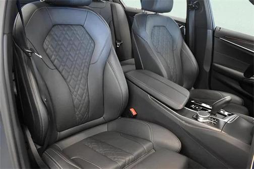 2022 BMW 540 i xDrive