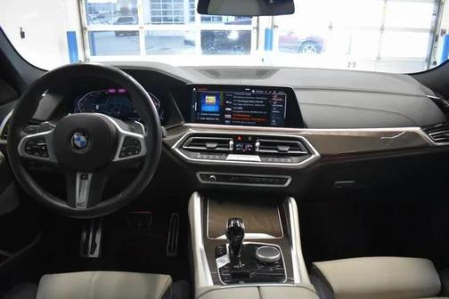 2022 BMW X6 xDrive40i