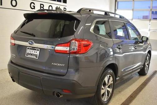 2022 Subaru Ascent Premium 8-Passenger