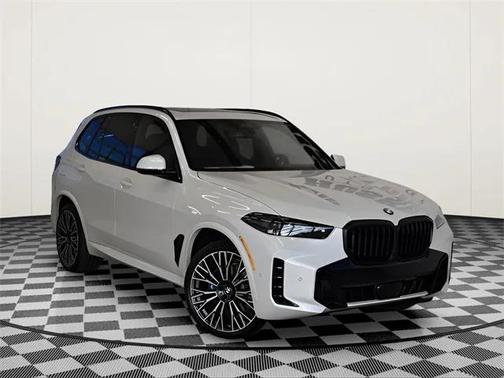 Mineral White Metallic 2026 BMW X5 xDrive40i