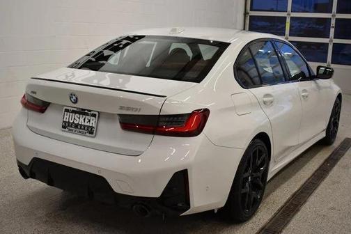 2026 BMW 330 xDrive NA