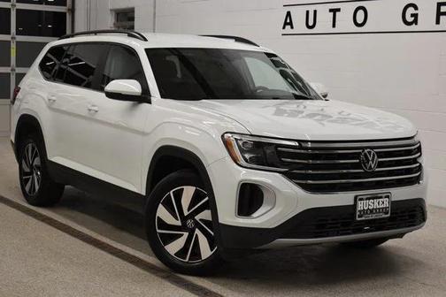 2025 Volkswagen Atlas 2.0T SE w/Technology 4MOTION
