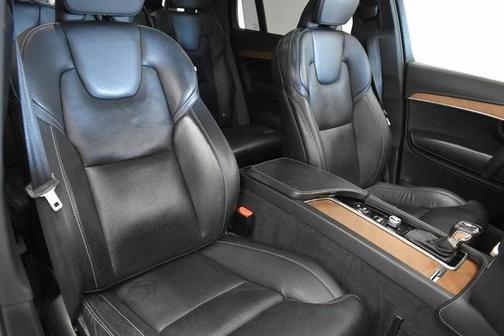 2019 Volvo XC90 T6 Inscription