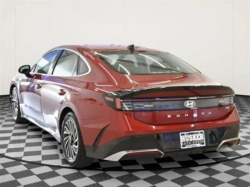 2024 Hyundai SONATA Hybrid SE