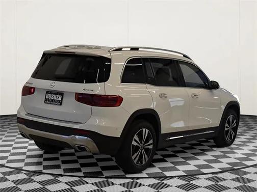 2025 Mercedes-Benz GLB 250 4MATIC