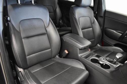 2020 Kia Sportage S