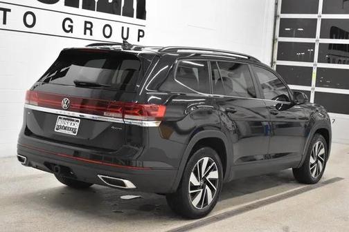 2024 Volkswagen Atlas 2.0T SE w/Technology 4MOTION