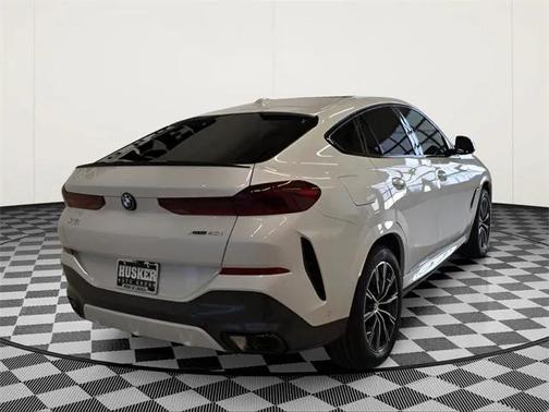 2026 BMW X6 xDrive40i