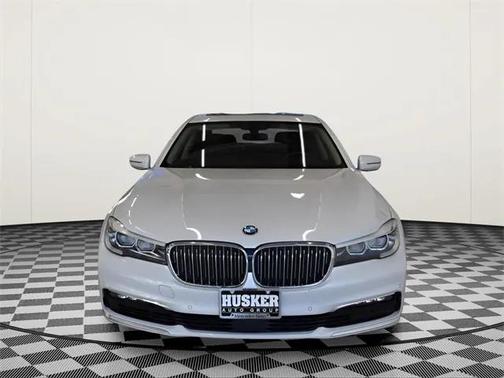 2018 BMW 740 xDrive