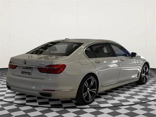 2018 BMW 740 xDrive
