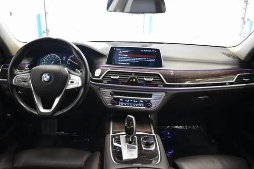2018 BMW 740 xDrive
