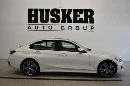 2022 BMW 330 xDrive