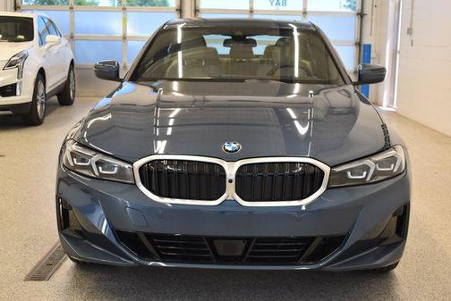 Arctic Race Blue Metallic 2026 BMW 330 xDrive NA