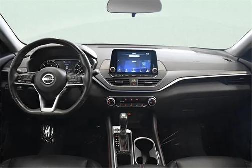 2025 Nissan Altima SR FWD