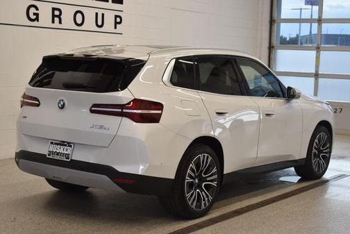 Mineral White 2026 BMW X3 30 xDrive