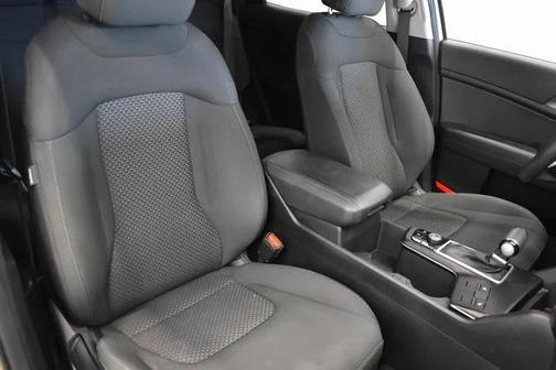 2024 Mazda Mazda3 FWD w/Preferred Package