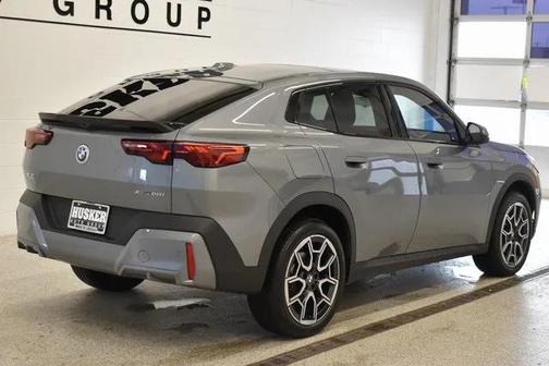 2025 BMW X2 xDrive28i